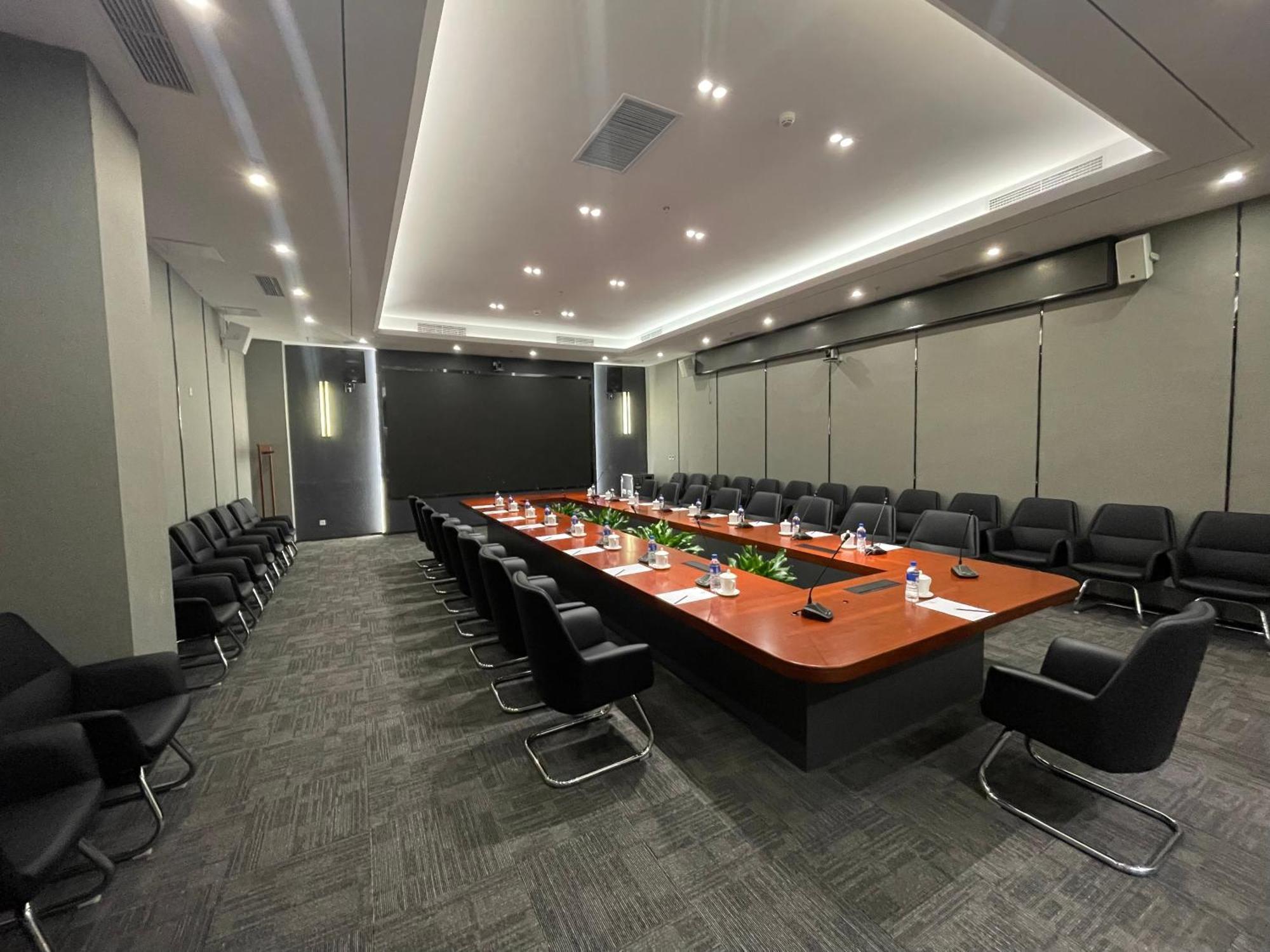 Beijing Jingyi Hotel Екстер'єр фото