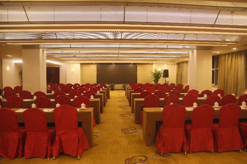 Beijing Jingyi Hotel Екстер'єр фото